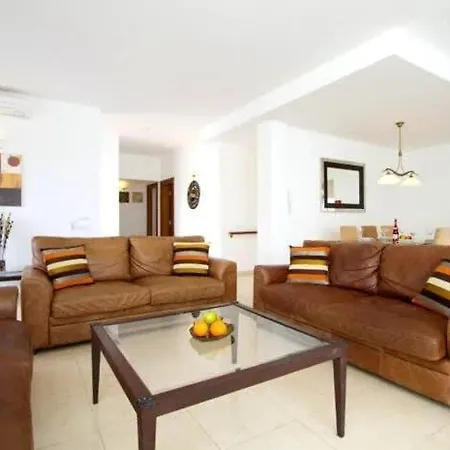 Ainara Villa Puerto Calero